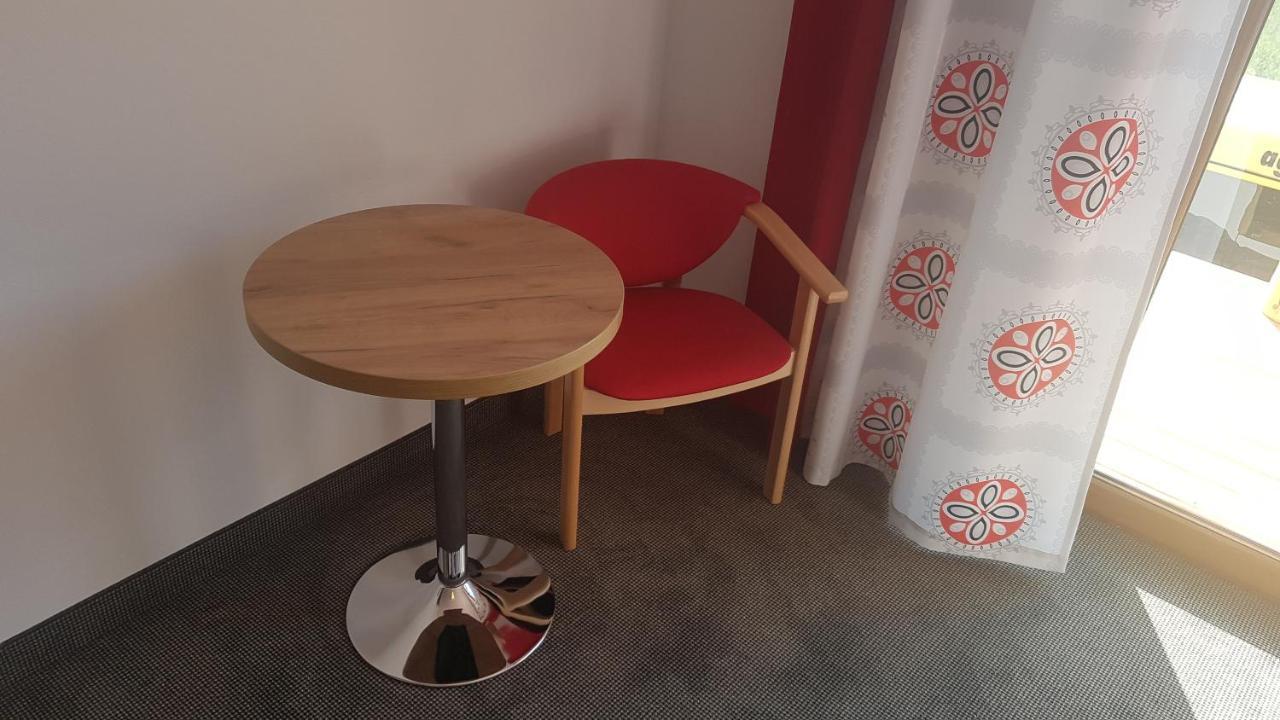 Pensjonat Pocieszna Woda Rabka Luaran gambar
